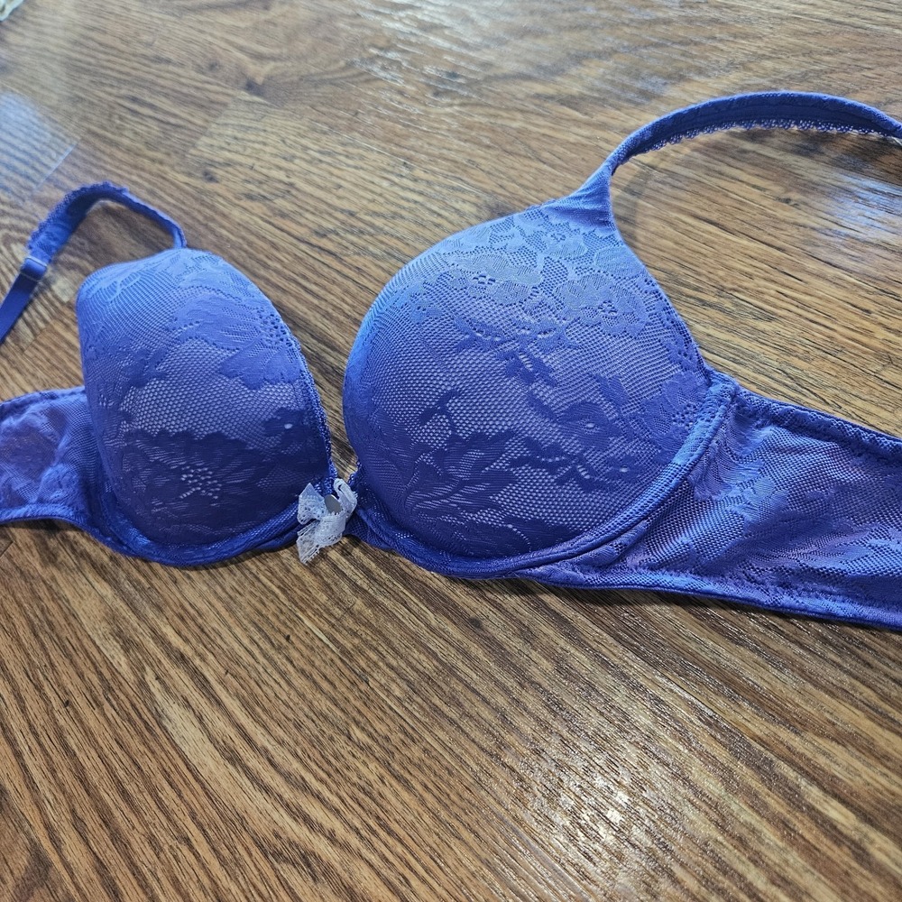 Y2K Victoria's Secret Purple Plunge Lace Push‎ Up Bra 34C Violet